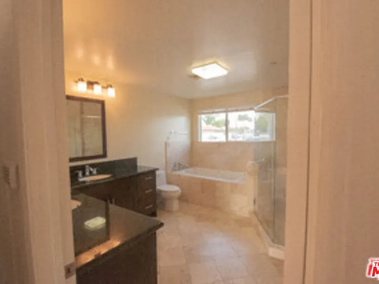 4428 Fulton Ave #103 — Photo 12