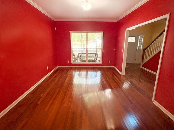 5th image of 44 Hampton Springs Ct