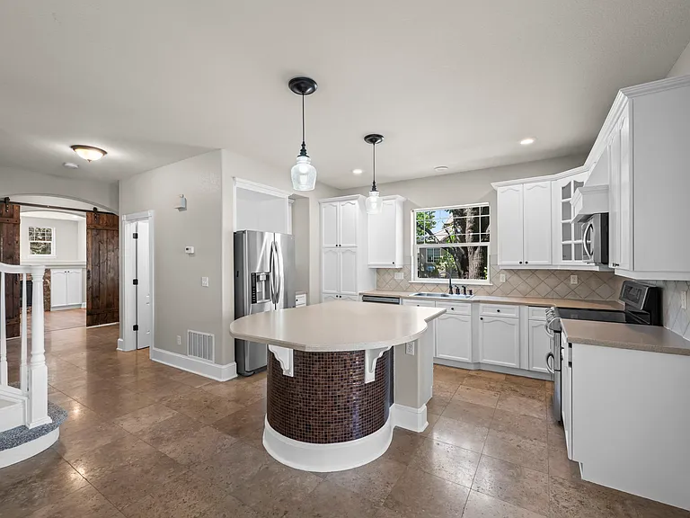 3741 Florentine Dr — Photo 5