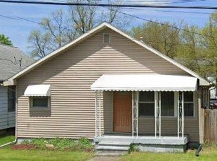 1347 E Auburn Rd, Rochester Hills, MI 48307