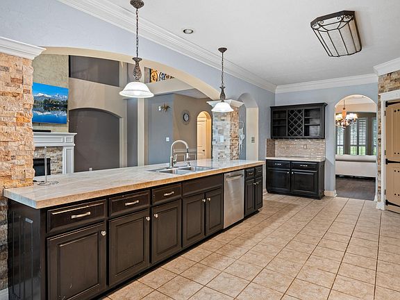 4th image of 16438 Beewood Glen Dr