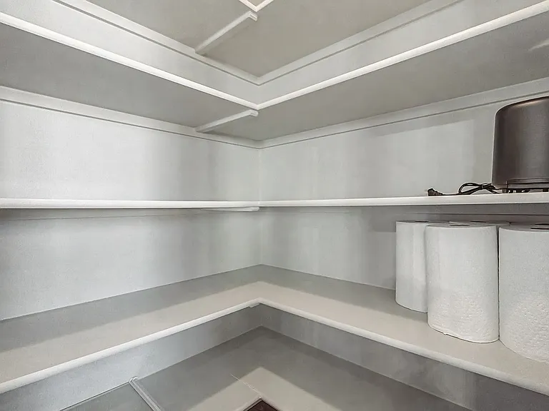2742 W Balboa Dr — Photo 45