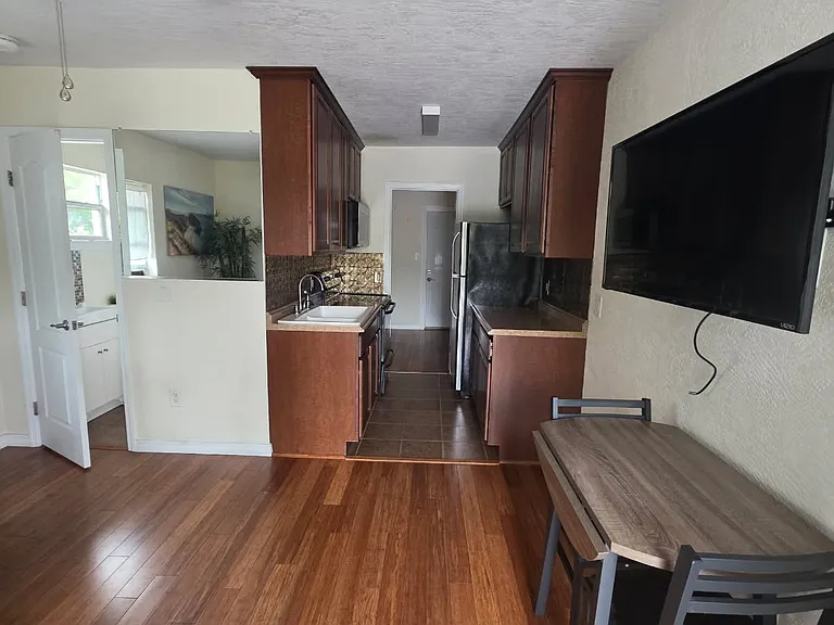 274 Laws Ln — Photo 3