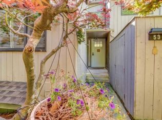 53 Old Post Rd APT 53B, Lake Wylie, SC 29710