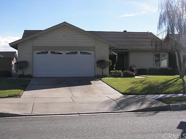 1st image of 709 Damson Ct