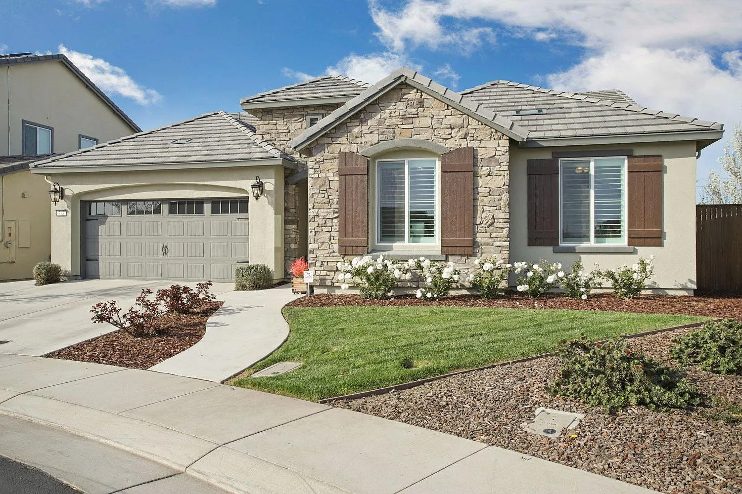 313 Chagall Ln photo 1