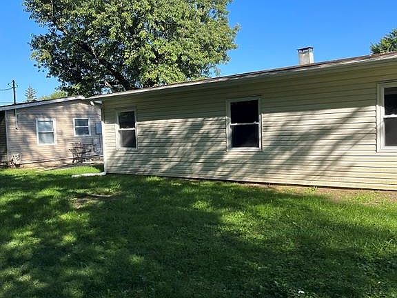 5th image of 336 Prentice Dr