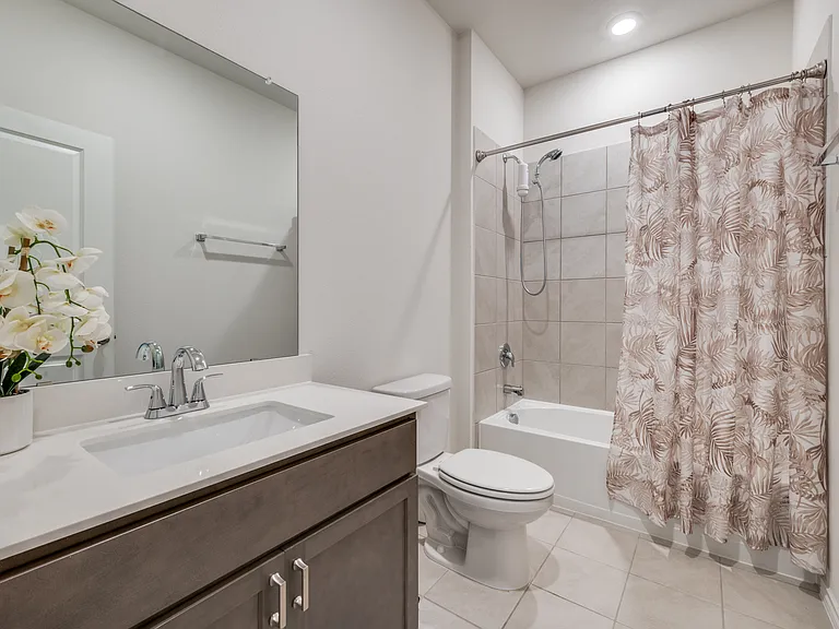 808 Fueller Dr — Photo 21