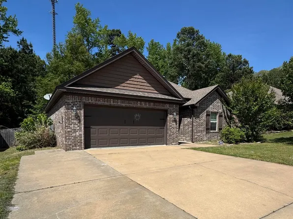 3092 Glasgow Dr, Benton, AR 72015