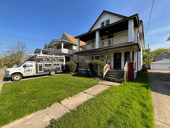2nd image of 10111 Almira Ave