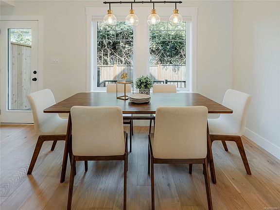 5th image of 1830 Allenby St #4