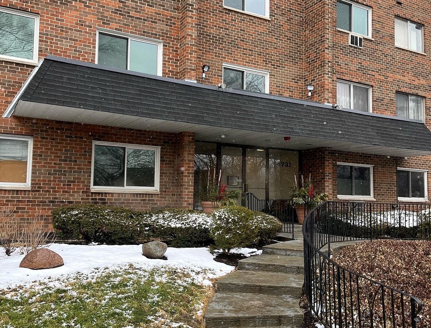 4731 Saint Joseph Creek Rd APT 2F, Lisle, IL 60532 Zillow