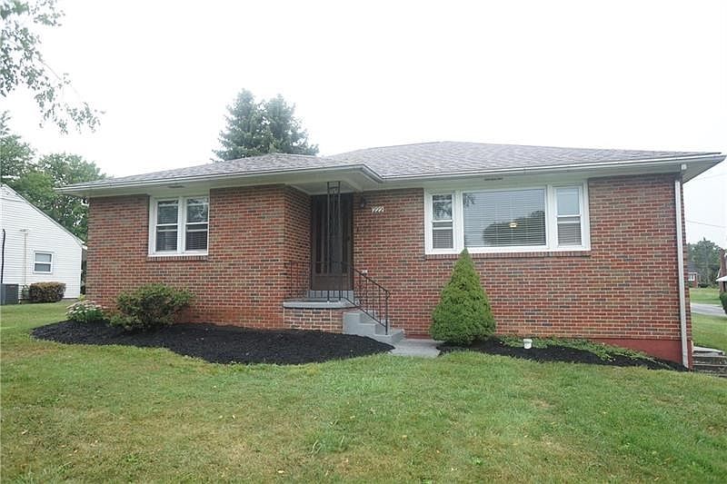 1st image of 222 Arlington Ave