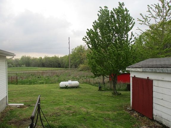 3rd image of 1605 County Highway 12