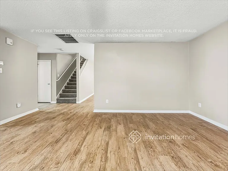 3128 Teodoro Dr — Photo 5