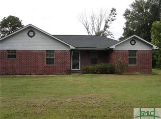 81 E Beaver Ln, Midway, GA 31320