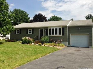 14 Reservoir Rd, Lloyd, NY 12528