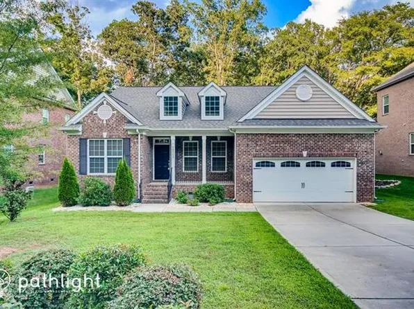10313 Woodview Cres, Charlotte, NC 28277