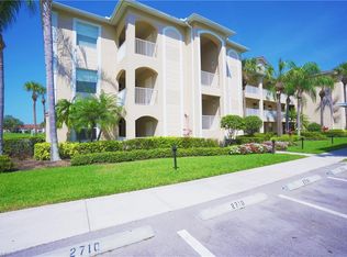 2710 Cypress Trace Cir APT 3033, Naples, FL 34119