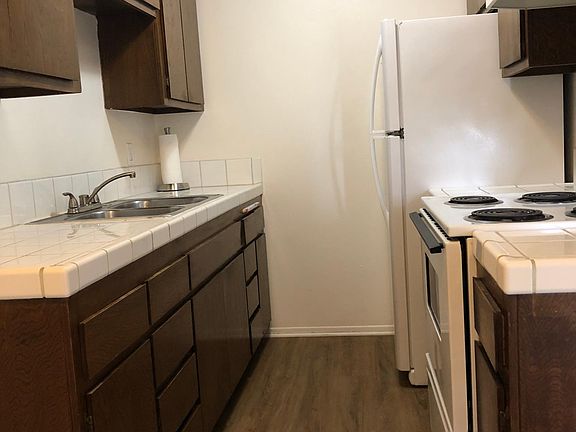 4th image of 205 Oceano Ave APT 1
