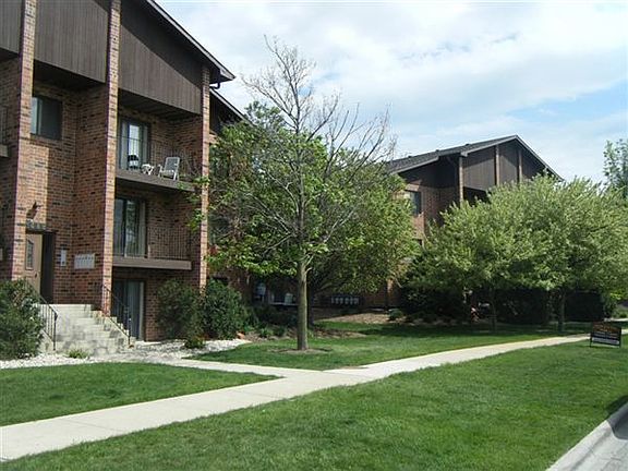 2nd image of 1448 N Rock Run Dr APT B1