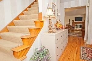4th image of 796 E College Ave