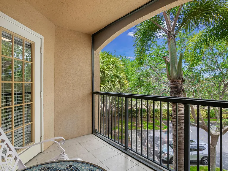 8635 River Homes Ln #305 — Photo 22