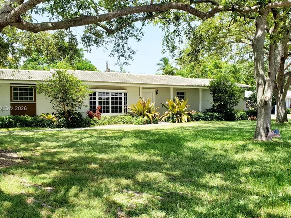 7481 SW 158th Ter, Palmetto Bay, FL 33157