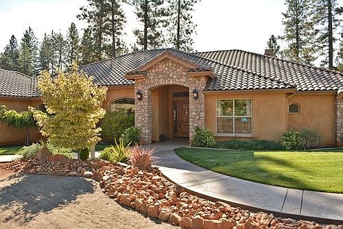 2nd image of 1004 Quail Valley Rd