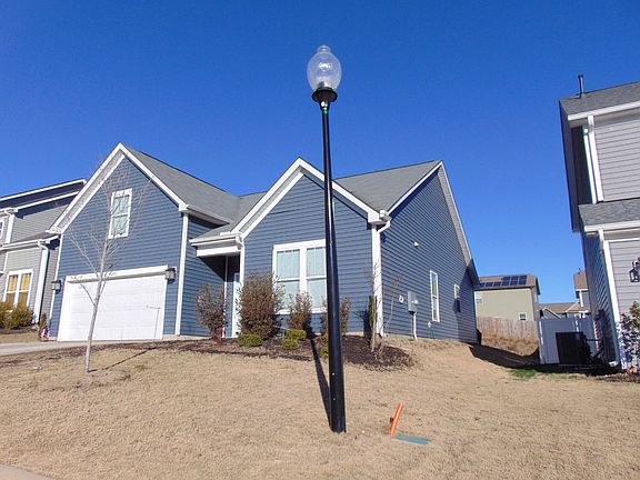 2nd image of 439 Vestry Pl