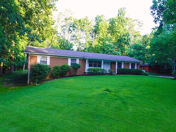 2nd image of 1524 Aldenwood Ln