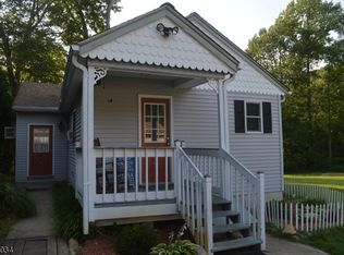 162R Sand Shore Rd, Budd Lake, NJ 07828