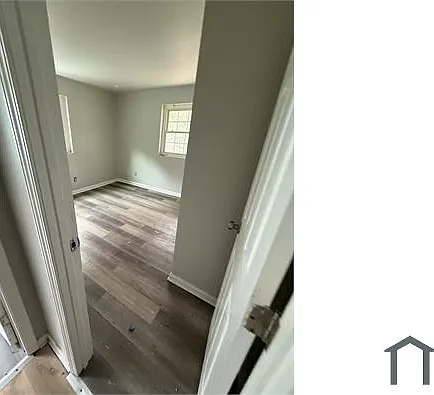 556 Cairo St NW — Photo 2