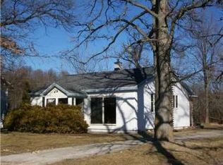 13446 N Lake Rd, Gregory, MI 48137