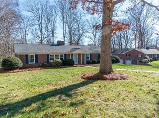 649 Quarterstaff Rd, Winston Salem, NC 27104