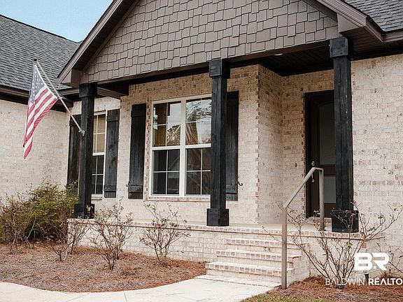 3rd image of 10812 Mashie Ln