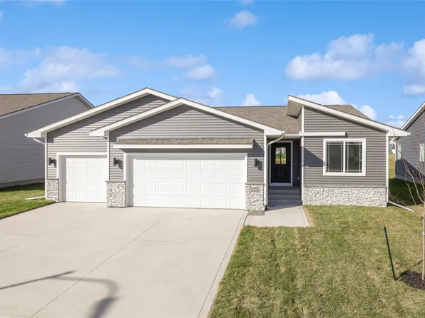 1028 Westridge St SW, Bondurant, IA 50035