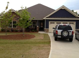 11 Talon Ct, Fort Mitchell, AL 36856