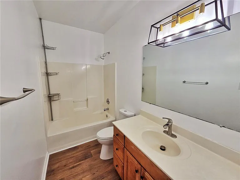 1166 Fullerton Ave #2 — Photo 17