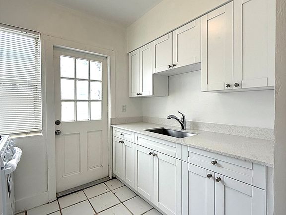 4th image of 810 82nd St APT 1