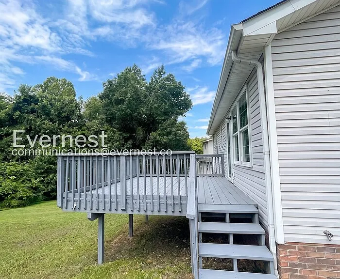 320 Donna Dr — Photo 21