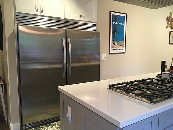 3rd image of 2120 Willow Dr