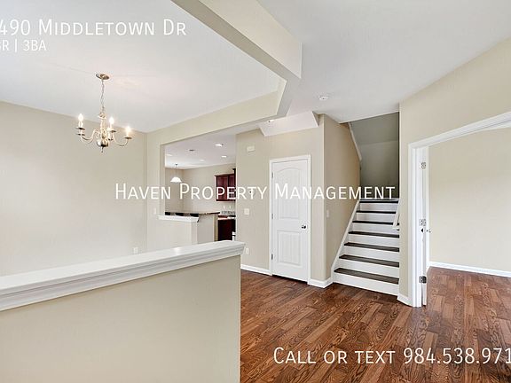 4th image of 4490 Middletown Dr