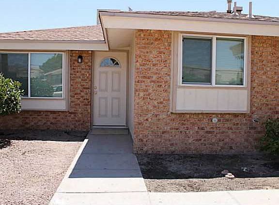3rd image of 1582 Whistler Ln