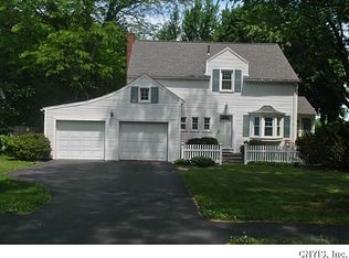 215 Lockwood Rd, Syracuse, NY 13214