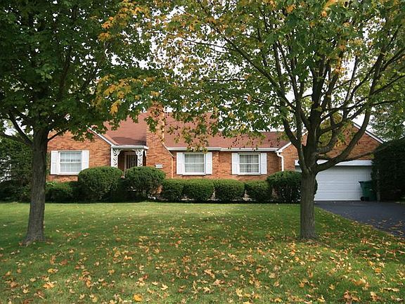2nd image of 2202 Oxmoor Dr