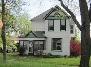 209 S Dekalb St, Corydon, IA 50060