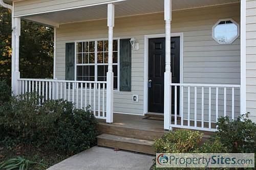 2nd image of 244 Kingston Ct