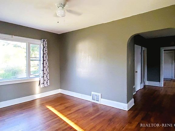 4th image of 501 Highland St SE