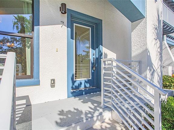 4th image of 946 Highland Ave #60